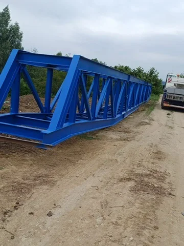 ESTACADĂ CRAIOVA - tronson albastru pregatit pentru montaj