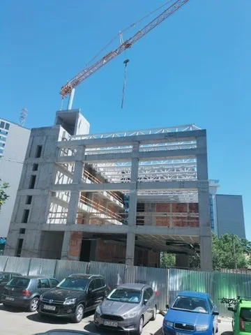 EXTINDERE LAUDE REUT - structura metalica montata cu macara